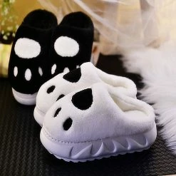 Unzzy Bear's Paw Hairy Slippers KF82544