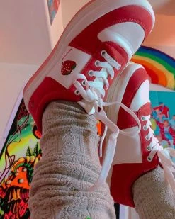 Unzzy HOT SALE Strawberry Casual Shoes KF81462