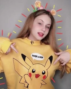 Unzzy Pikachu Sweater Hoodie KF25022