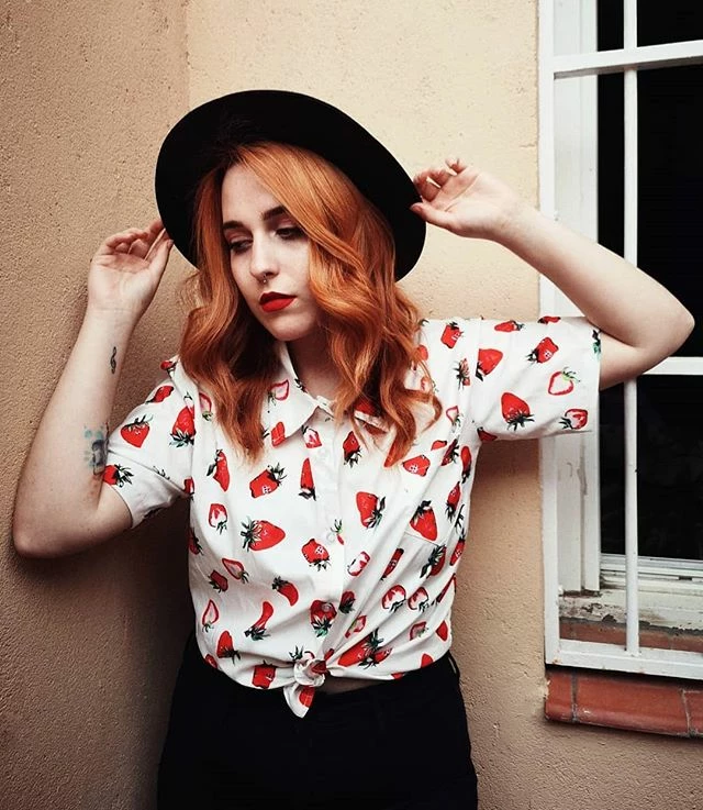 Unzzy Fruit Strawberry Print Short Sleeve Top + Jeans KF30235 HOT SALE 2 Unzzy Fruit Strawberry Print Short Sleeve Top + Jeans KF30235 HOT SALE