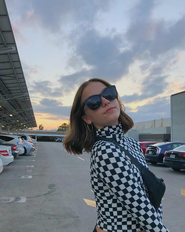 Unzzy High Collar Plaid Long-sleeved T-shirt KF20067 2 Unzzy High Collar Plaid Long-sleeved T-shirt KF20067