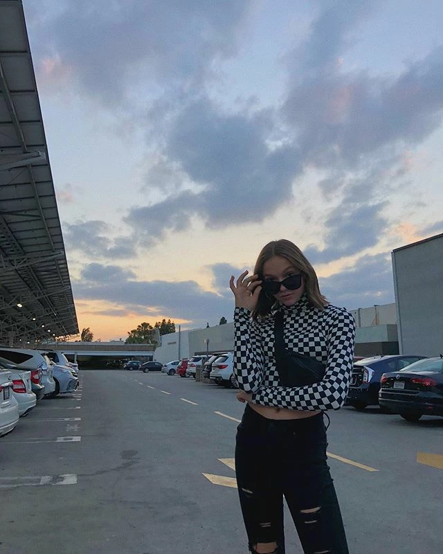 Unzzy High Collar Plaid Long-sleeved T-shirt KF20067 6 Unzzy High Collar Plaid Long-sleeved T-shirt KF20067