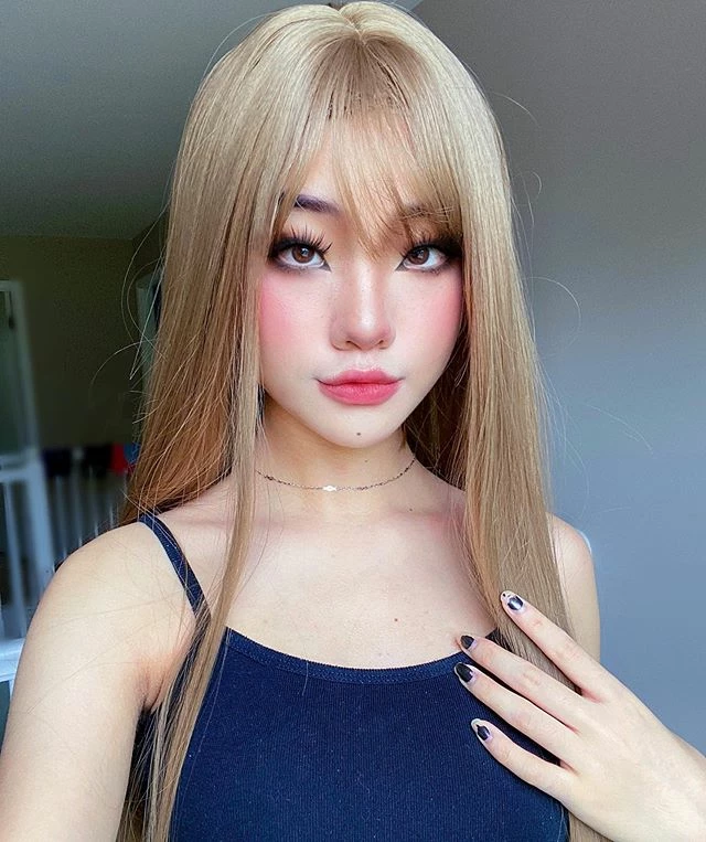 Unzzy Blond Wig KF81025 HOT SALE 1 Unzzy Blond Wig KF81025 HOT SALE