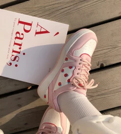 Unzzy Pink Strawberry Sneakers KF6913