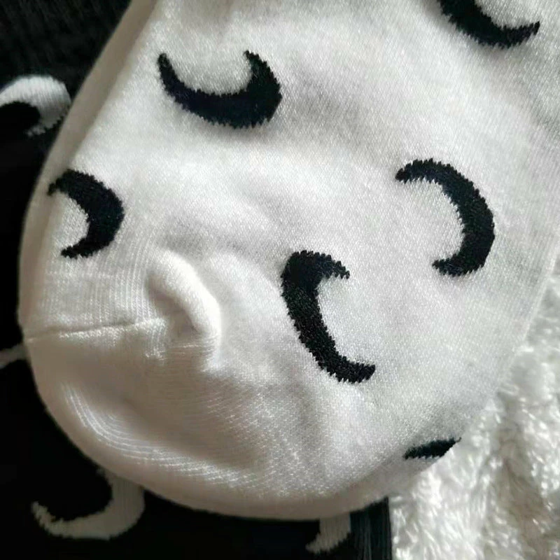 Unzzy Moon Socks Two Pairs KF9613 4 Unzzy Moon Socks Two Pairs KF9613