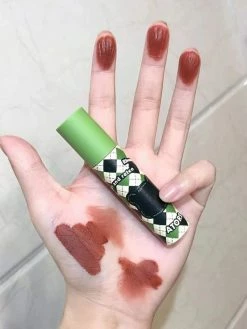 Unzzy Matte Lipstick Water Mist Lip Glaze MK0054 5 Unzzy Matte Lipstick Water Mist Lip Glaze MK0054