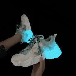 Unzzy Luminous Sneakers KF82734 HOT SALE