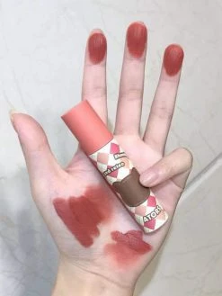 Unzzy Matte Lipstick Water Mist Lip Glaze MK0054