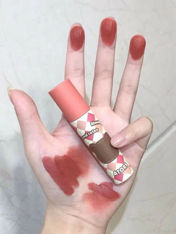 Unzzy Matte Lipstick Water Mist Lip Glaze MK0054 2 Unzzy Matte Lipstick Water Mist Lip Glaze MK0054