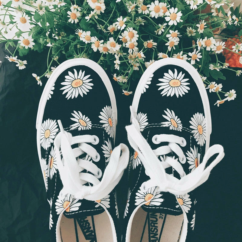 Unzzy Ulzzang Daisy Canvas Shoes KF90548 HOT SALE 1 Unzzy Ulzzang Daisy Canvas Shoes KF90548 HOT SALE