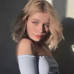 Unzzy HOT SALE Golden Short Curly Wig KF82220