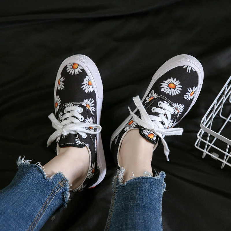 Unzzy Ulzzang Daisy Canvas Shoes KF90548 HOT SALE 6 Unzzy Ulzzang Daisy Canvas Shoes KF90548 HOT SALE