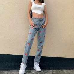 Unzzy Cherry Embroidered Jeans KF82113
