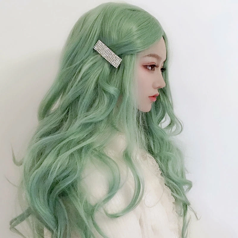 Unzzy Green Long Roll Wig KF90501 3 Unzzy Green Long Roll Wig KF90501