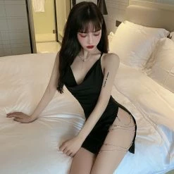 Unzzy Black Backless Dress KF26002