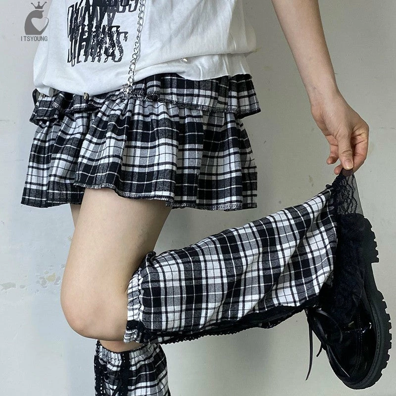 Unzzy HOT SALE Punk Plaid Pleated Skirt + Leg Covers KF82626 4 Unzzy HOT SALE Punk Plaid Pleated Skirt + Leg Covers KF82626