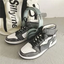 Unzzy HOT SALE Fashion Graffiti Sneakers KF81073