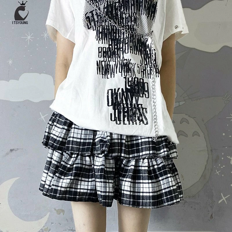 Unzzy HOT SALE Punk Plaid Pleated Skirt + Leg Covers KF82626 2 Unzzy HOT SALE Punk Plaid Pleated Skirt + Leg Covers KF82626