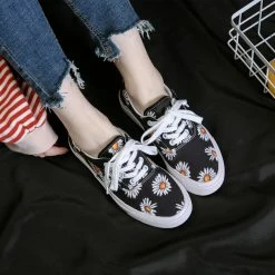 Unzzy Ulzzang Daisy Canvas Shoes KF90548 HOT SALE 9 Unzzy Ulzzang Daisy Canvas Shoes KF90548 HOT SALE