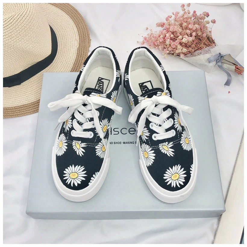 Unzzy Ulzzang Daisy Canvas Shoes KF90548 HOT SALE 4 Unzzy Ulzzang Daisy Canvas Shoes KF90548 HOT SALE