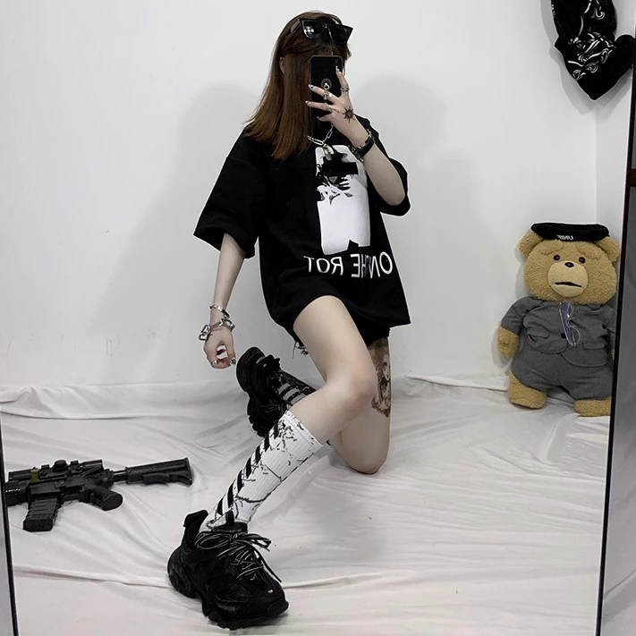 Unzzy HOT SALE Fashion Black And White Socks KF90442 1 Unzzy HOT SALE Fashion Black And White Socks KF90442