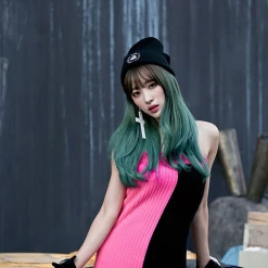 Unzzy HOT SALE Green Long Roll Wig KF90448