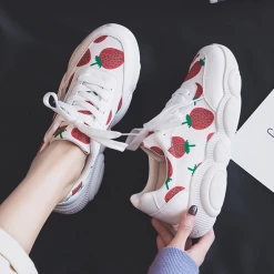 Unzzy Strawberry Canvas Shoes KF90565