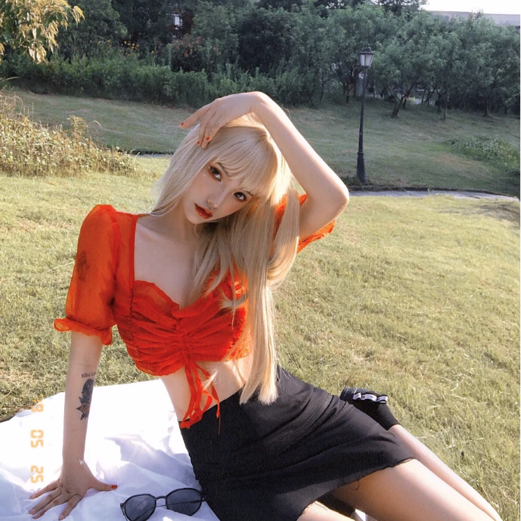 Unzzy HOT SALE Long Straight Blond Wig KF81216 3 Unzzy HOT SALE Long Straight Blond Wig KF81216