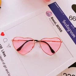 Unzzy Heart-shaped Glasses KF81282