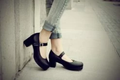 Unzzy Korean Fashion Vintage Ancient Women's Shoes KF214 HOT SALE
