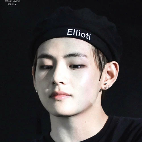 Unzzy V “Elliotiâ€?Black Cap KF30321 3 Unzzy V “Elliotiâ€?Black Cap KF30321