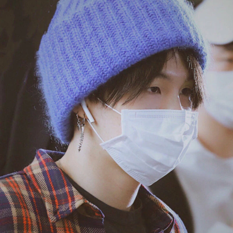 Unzzy BTS Tip Chain Earrings KF30318 2 Unzzy BTS Tip Chain Earrings KF30318