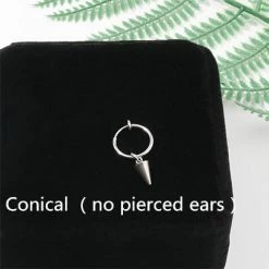 Unzzy BTS Tip Chain Earrings KF30318 14 Unzzy BTS Tip Chain Earrings KF30318