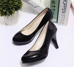 Unzzy HOT SALE Vintage High Heels KF2401