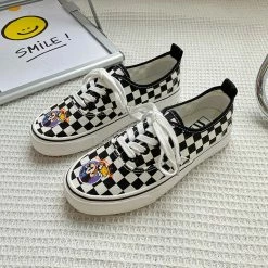 Unzzy ULZZANG Hand-painted Canvas Shoes KF82633