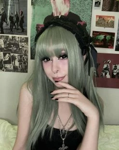 Unzzy Green Long Straight Wig KF81311 HOT SALE